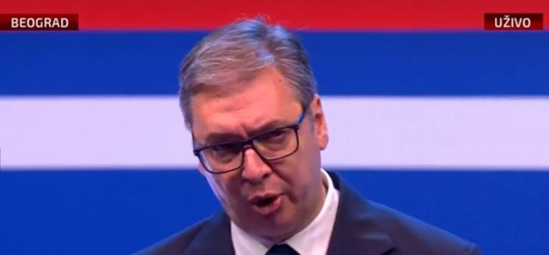 Vučić azzal vádolta meg az egyetemi oktatókat, hogy bűncselekményeket követtek el.