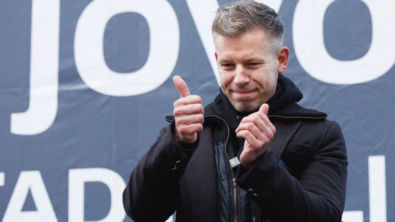 Magyar Péter egyetlen nap leforgása alatt annyit keresett, amennyi másoknak egy egész élet munkáját jelenti.