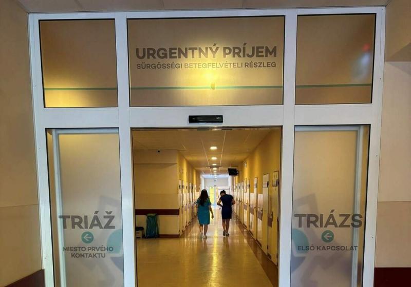 Új triázspult létesült az érsekújvári kórház sürgősségi osztályán, amely a gyorsabb és áttekinthetőbb ellátás érdekében került kialakításra.