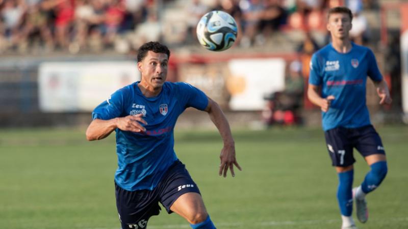 Az FC Nagykanizsa fiatal támadója, Dragóner Filip magabiztosan várja a következő kihívást, miközben edzője a szezon eddigi legkomolyabb összecsapására készül.