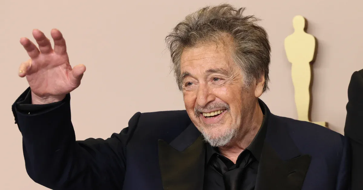 Idén nyáron Al Pacino megjelenésével Emma Schmidt életében egy különleges fordulat következik be, hiszen ő lesz az, aki az ördögi hatalmakat száműzi a fiatal nő lelkéből.