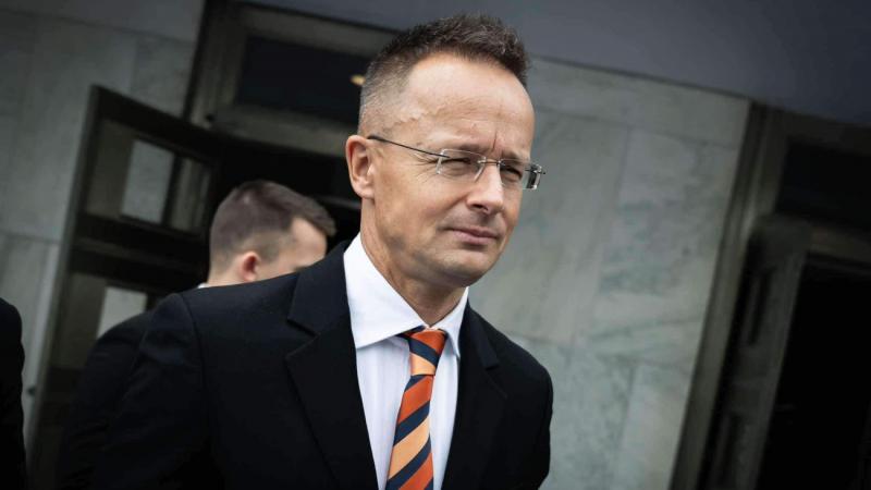 Szijjártó Péter bejelentette, hogy a magyar kormány stratégiai partnerségi megállapodást írt alá az Audi vállalattal.
