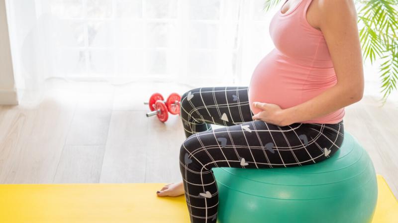 Természetes módon erősítheted intim izmaidat – elegendő hozzá egy könnyen végezhető gyakorlat! Fedezd fel, miért fontos ez számodra nőként, és hogyan teheted még hatékonyabbá a mindennapjaidat. A házipatika segítségével egyszerűen beépítheted az intim izo