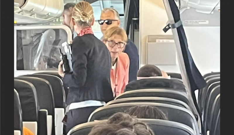 Orbán Viktor és felesége pénteken Brüsszelbe indultak, de most Párizsból térnek haza, és nem a megszokott fapados járattal.