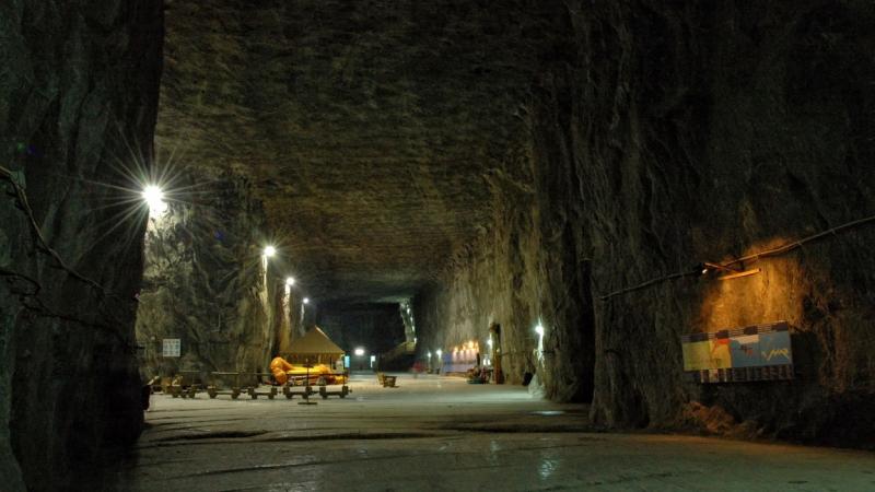 A minisztérium bírósági útra tereli az ügyet, így a parajdi sóbánya részvényesei most lehetőséget kapnak arra, hogy alaposan mérlegeljék a helyzetüket. - Pénzcentrum