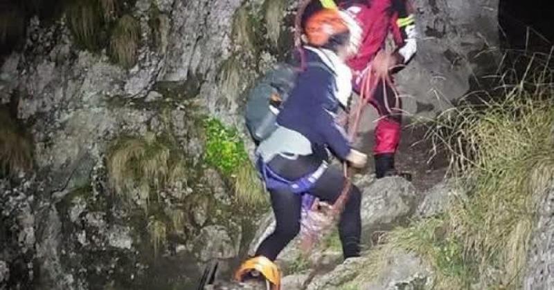 Rendkívüli helyzetbe kerültek magyar turisták a Bucsecs-hegység festői tájain.